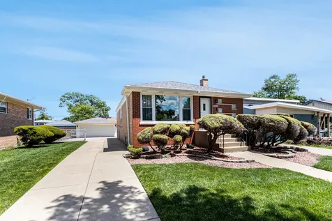 10245 South 52nd Avenue Oak Lawn IL 60453
