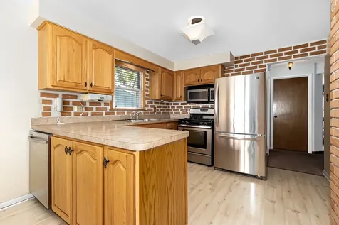 10245 South 52nd Avenue Oak Lawn IL 60453