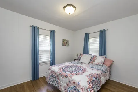 3315 Emmaus Avenue Zion IL 60099