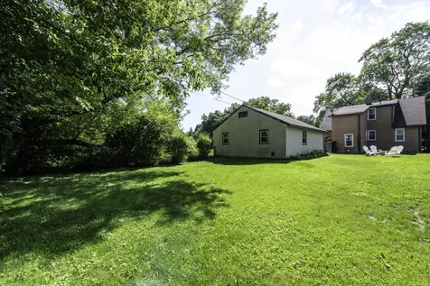 3315 Emmaus Avenue Zion IL 60099