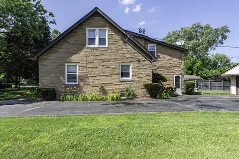 3315 Emmaus Avenue Zion IL 60099