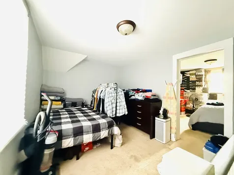 411 West Washington Street Hoopeston IL 60942