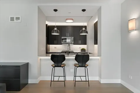 501 North Clinton Street Chicago IL 60654