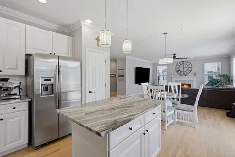 2457 Bryn Mawr Lane Crystal Lake IL 60014