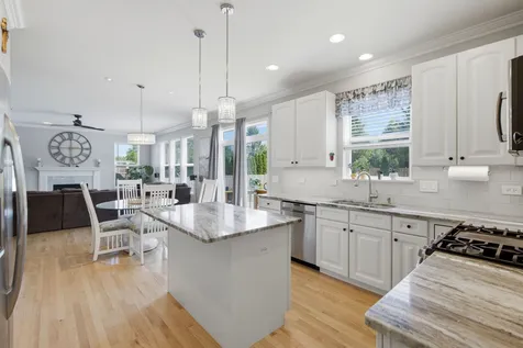 2457 Bryn Mawr Lane Crystal Lake IL 60014