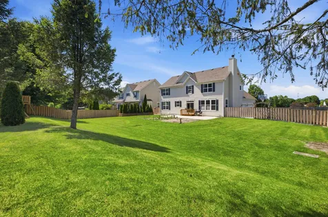 2457 Bryn Mawr Lane Crystal Lake IL 60014