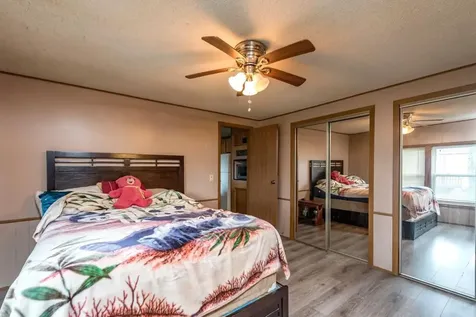 3285 Meadow Drive Park City IL 60085