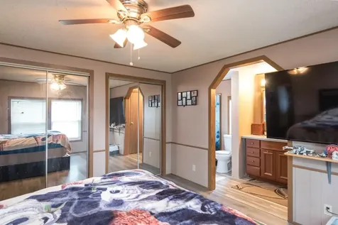 3285 Meadow Drive Park City IL 60085