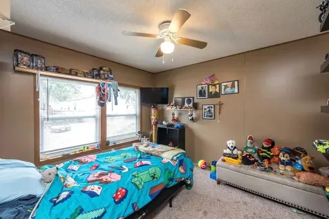 3285 Meadow Drive Park City IL 60085