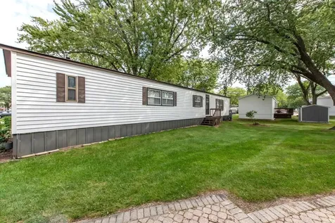 3285 Meadow Drive Park City IL 60085