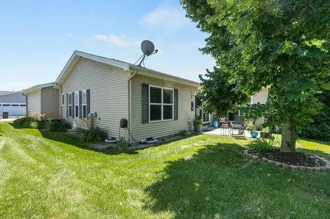 3206 Whirlaway Court Grayslake IL 60030