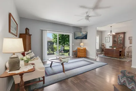 3206 Whirlaway Court Grayslake IL 60030