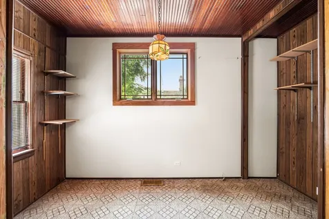 4938 North Hamlin Avenue Chicago IL 60625