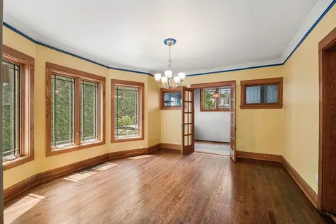 4938 North Hamlin Avenue Chicago IL 60625