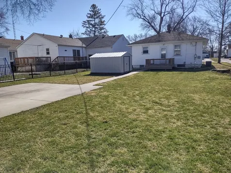 912 Douglas Street Morris IL 60450
