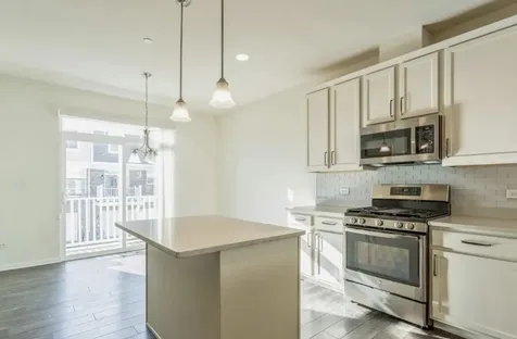 4443 Monroe Court Naperville IL 60564