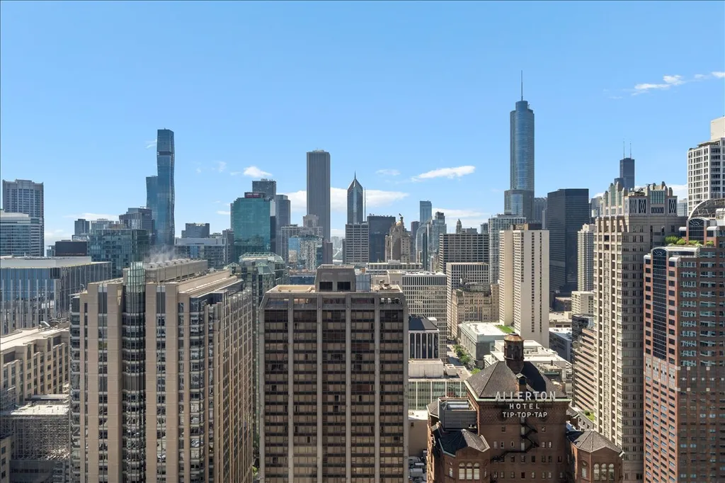 161 East Chicago Avenue Chicago IL 60611