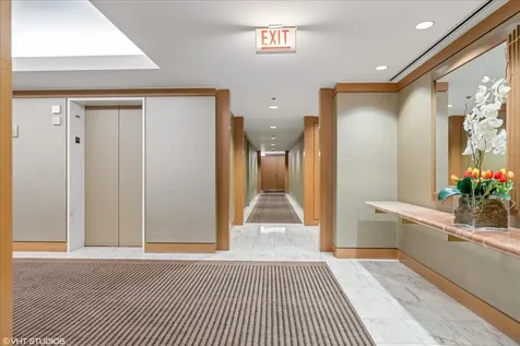 161 East Chicago Avenue Chicago IL 60611