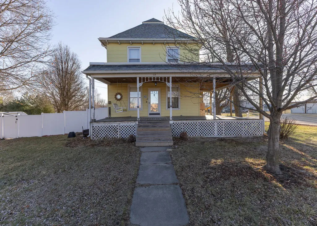 112 South State Street Atkinson IL 61235