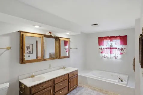 2160 Park Circle Dixon IL 61021