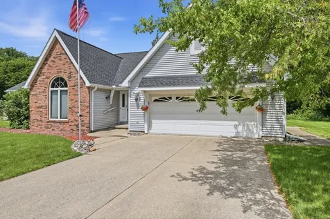 2160 Park Circle Dixon IL 61021