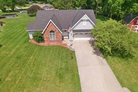 2160 Park Circle Dixon IL 61021