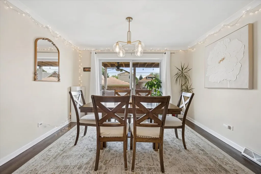 6429 South Tripp Avenue Chicago IL 60629