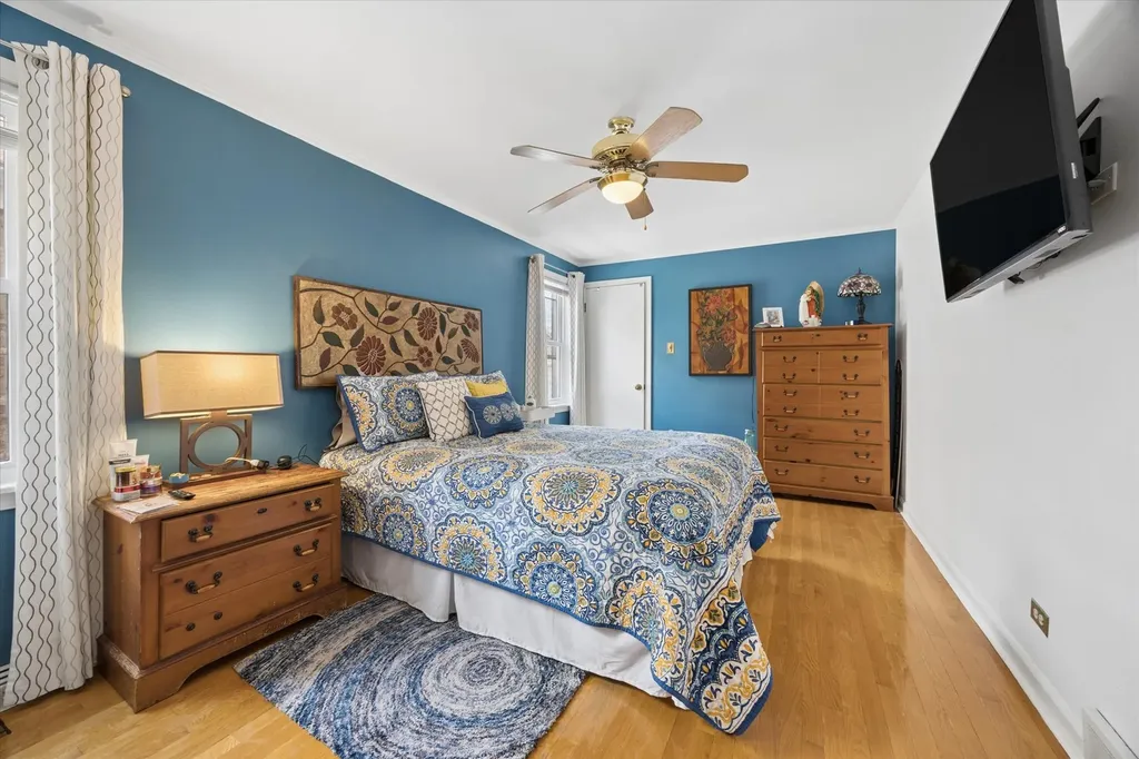 6429 South Tripp Avenue Chicago IL 60629