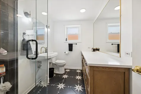 6429 South Tripp Avenue Chicago IL 60629