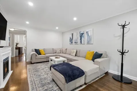 6429 South Tripp Avenue Chicago IL 60629