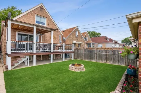 6429 South Tripp Avenue Chicago IL 60629