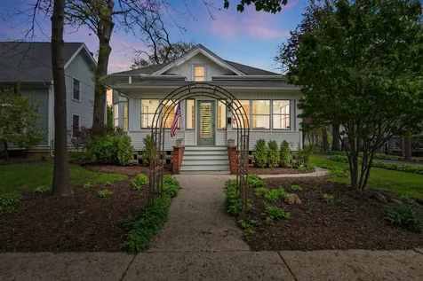 155 South Slusser Street Grayslake IL 60030