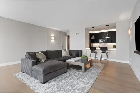 501 North Clinton Street Chicago IL 60654