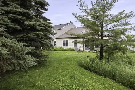90 Sandhurst Road Mundelein IL 60060