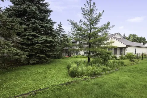 90 Sandhurst Road Mundelein IL 60060