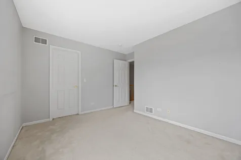 3371 Blue Ridge Drive Carpentersville IL 60110