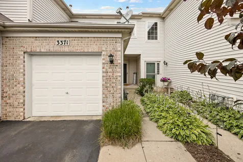 3371 Blue Ridge Drive Carpentersville IL 60110