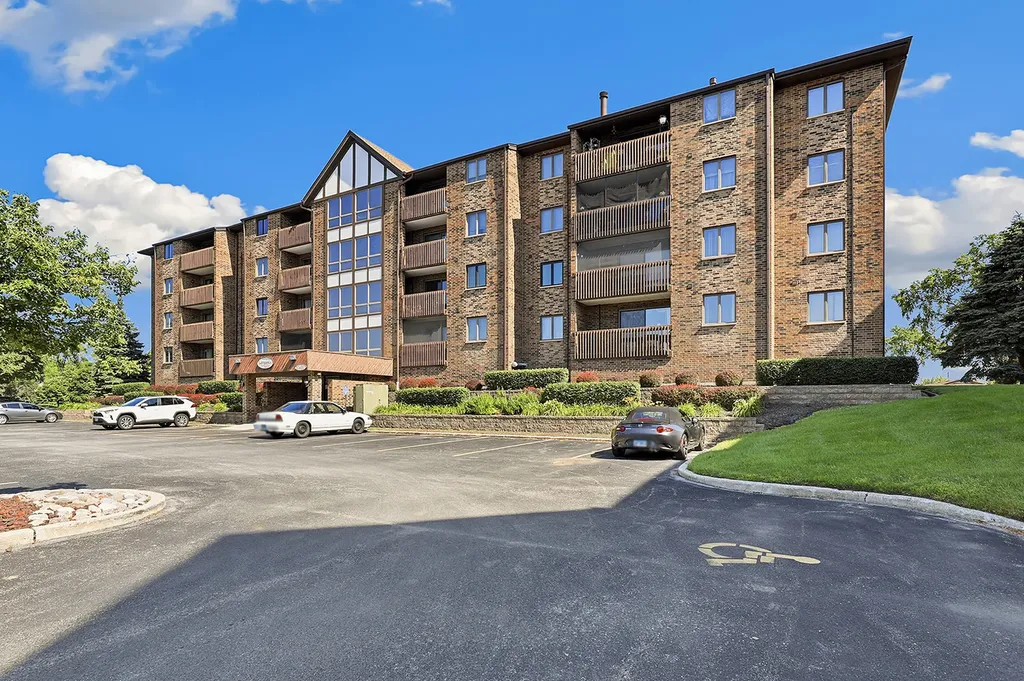 10420 Circle Drive Oak Lawn IL 60453