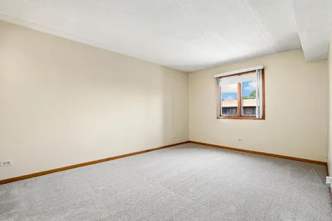 10420 Circle Drive Oak Lawn IL 60453
