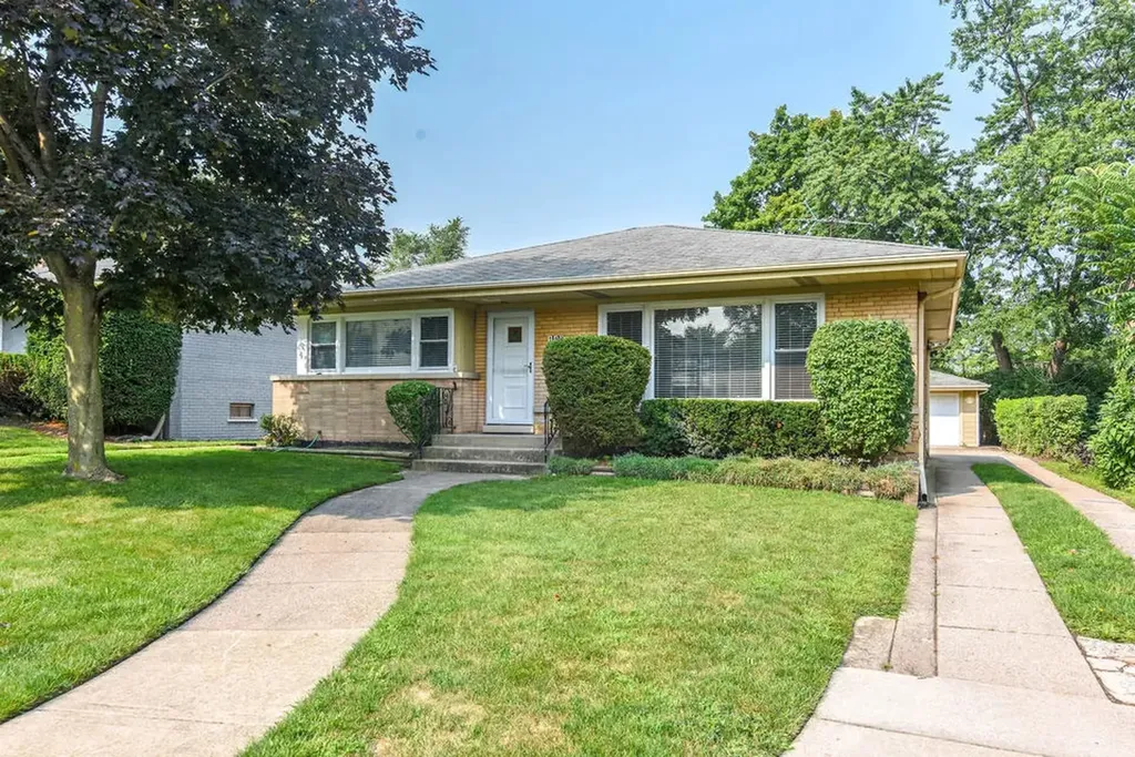 143 Thelin Court Wilmette IL 60091