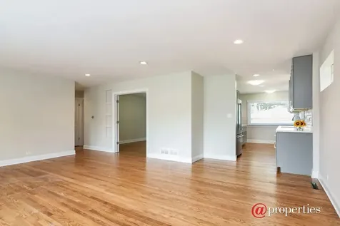 143 Thelin Court Wilmette IL 60091