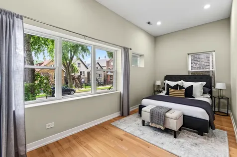 2534 West Haddon Avenue Chicago IL 60622