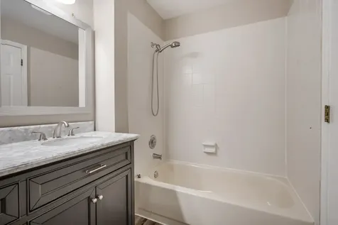 804 Spring Creek Court Elk Grove Village IL 60007