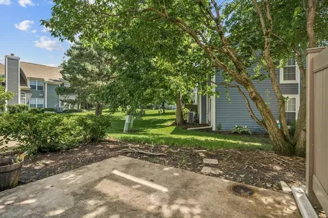 804 Spring Creek Court Elk Grove Village IL 60007