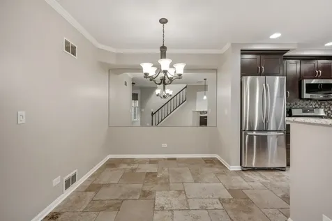 804 Spring Creek Court Elk Grove Village IL 60007