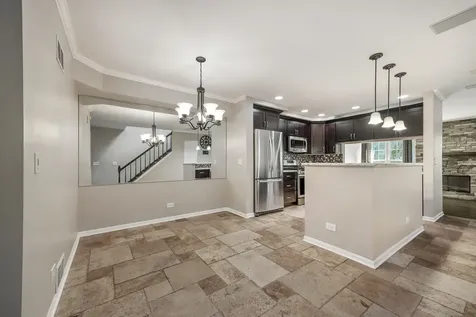 804 Spring Creek Court Elk Grove Village IL 60007