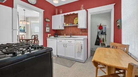 407 South Allin Street Bloomington IL 61701