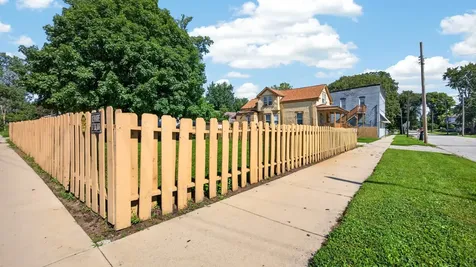 407 South Allin Street Bloomington IL 61701