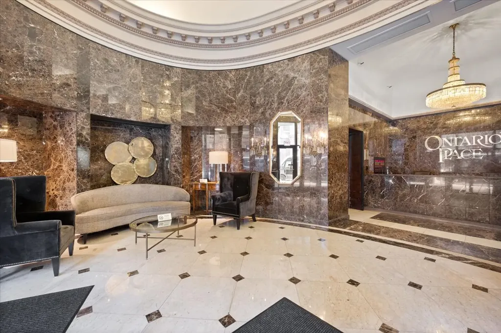 10 East Ontario Street Chicago IL 60611