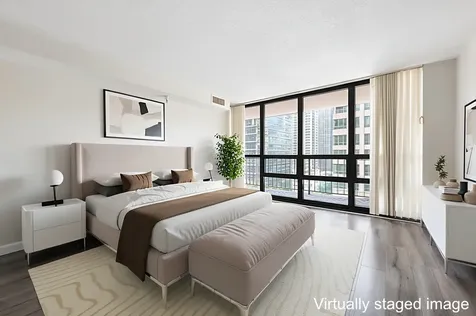 10 East Ontario Street Chicago IL 60611